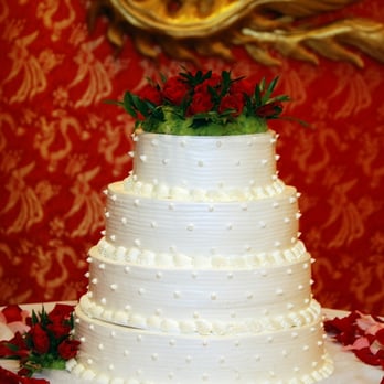 May's Cake House - Wedding cake from May's - Bakeries Near Me - Boston, Massachusetts