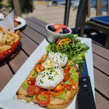 Lighthouse - avocado toast - Breakfast & Brunch Near Me - Newport Beach, California