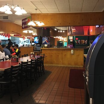 Abby's Legendary Pizza - Pizza Near Me - Medford, Oregon