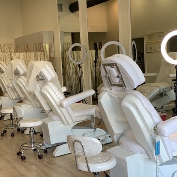 Beverly Microblading Center - Inside - Permanent Makeup Near Me - Los Angeles, California Beverly Microblading Center - Inside - Permanent Makeup Near Me - Los Angeles, California