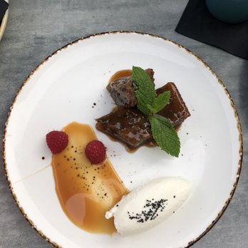 Driftwood Kitchen - Sticky Toffee Cake - Seafood Near Me - Laguna Beach, California