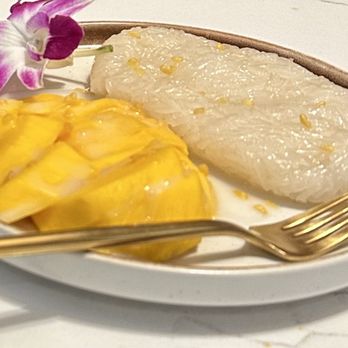 Southeast Impression - Mango sticky rice - Thai Near Me - Fairfax, Virginia Southeast Impression - Mango sticky rice - Thai Near Me - Fairfax, Virginia