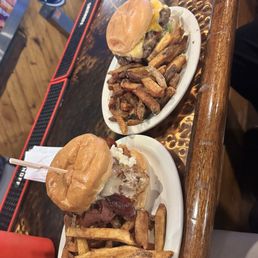 By Thor burger on bottom Cheeseburger 3/4 lb By Thor burger on bottom Cheeseburger 3/4 lb