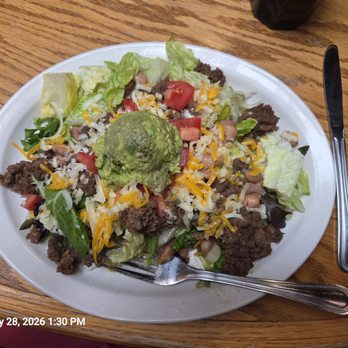Pete's Cafe - Taco salad without the tortilla bowl - Mexican Near Me - Belen, New Mexico
