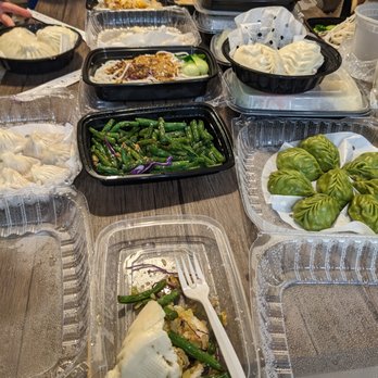 Dumpling Hours - String beans, shiitake mushroom dumplings, vegetable dumplings - Dim Sum Near Me - Walnut Creek, California Dumpling Hours - String beans, shiitake mushroom dumplings, vegetable dumplings - Dim Sum Near Me - Walnut Creek, California