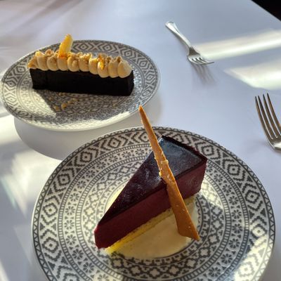 Biff's Bistro by null