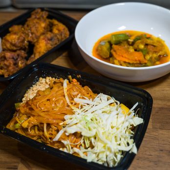 My Burma - Pad Thai, Mixed Vegetable Curry, Fried Chicken - Burmese Near Me - Davis, California My Burma - Pad Thai, Mixed Vegetable Curry, Fried Chicken - Burmese Near Me - Davis, California
