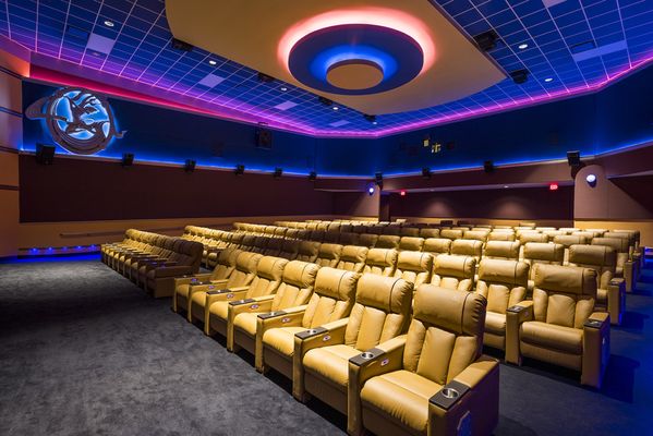 Classic Cinemas Lake XQ by null