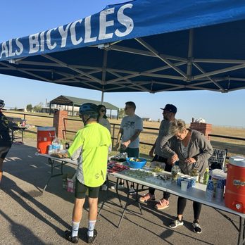 Mitch Park - ~10 mile rest stop.  Thanks to all the volunteers who staffed this stop and serving up the sacks! - Parks Near Me - Edmond, Oklahoma