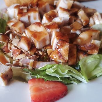 Applebee's Grill + Bar - Closeup of the Strawberry Balsamic Chicken Salad. - American Near Me - Hackensack, New Jersey