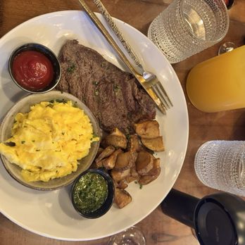 Legacy27 - steak and eggs - Cocktail Bars Near Me - Newark, New Jersey