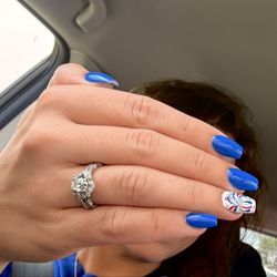 Modern Nails, Hair & Spa