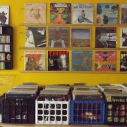 Lots of great classic used LPs!