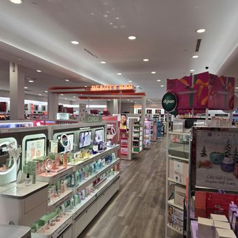 Ulta Beauty - Cosmetics & Beauty Supply Near Me - Phoenix, Arizona