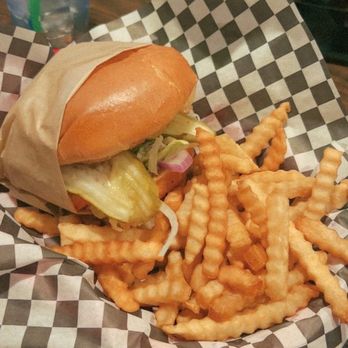 Fins Drive In - Fins Classic with Fries - Diners Near Me - Springfield, Oregon