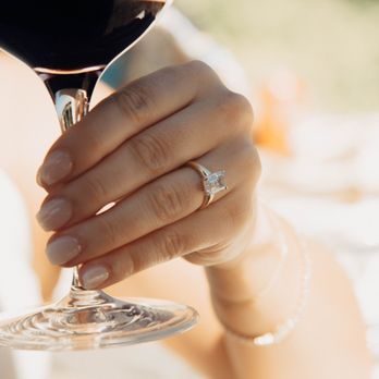 West Wine Tours - Wine Tours Near Me West Wine Tours - Wine Tours Near Me