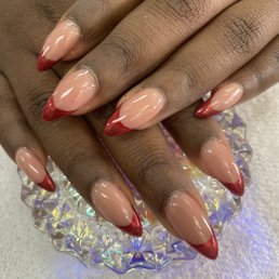 Red chrome tips for V-day this week
