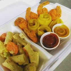 Yo Mamma's Wingz - Yo_mammas_wingz FRIED SHRIMP SWEET PLANTAIN INTO A LOVELY AND CHEESY RANCH CHICKEN PASTA