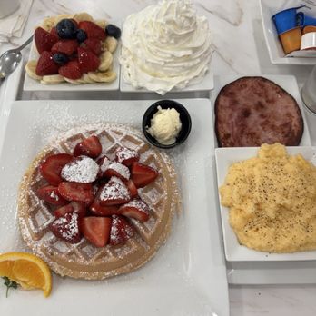 Keke's Breakfast Cafe - Keke's Special Combo - Strawberry Waffle, Grilled Ham Steak, Cheesy Grits Small Sunshine Bowl - Breakfast & Brunch Near Me - Plano, Texas Keke's Breakfast Cafe - Keke's Special Combo - Strawberry Waffle, Grilled Ham Steak, Cheesy Grits Small Sunshine Bowl - Breakfast & Brunch Near Me - Plano, Texas