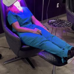 Botox Anonymous - Celluma LED light for anti-aging, acne, and pain relief