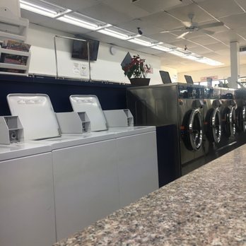 Vineyard Coin Laundry/ Lavanderia - Washers - Laundromat Near Me - Ontario, California