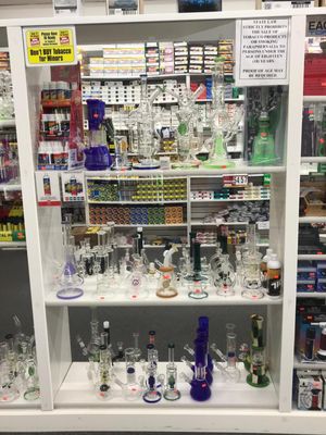 Tobacco Outlet, 123 W Brodway Blvd, Jefferson City, TN 37760, US