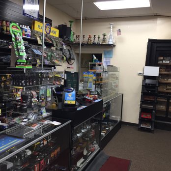 Smokes And Vapes - Tobacco Shops Near Me - Oak Lawn, Illinois