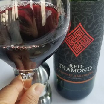 Chart House - Can't go wrong with a cabernet - Seafood Near Me - Weehawken, New Jersey