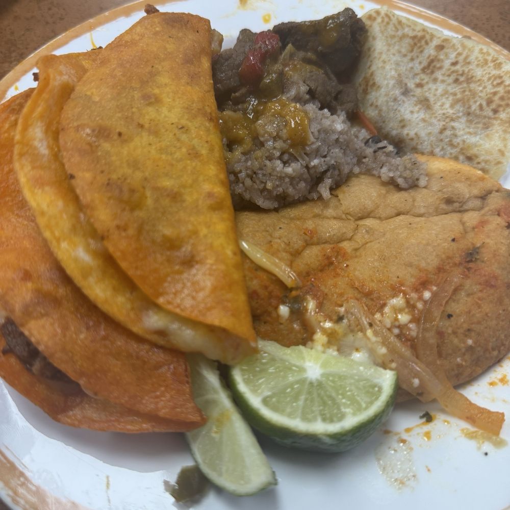 Cactus Mexican Buffet - Quesabirria, gorditas, chille relleno, plátano fritos, fajitas - Mexican Near Me - Henderson, Nevada Cactus Mexican Buffet - Quesabirria, gorditas, chille relleno, plátano fritos, fajitas - Mexican Near Me - Henderson, Nevada