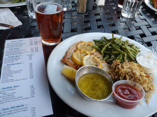 Café Marina & Woodley's Bar by null