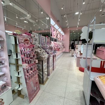 Wow Beauty - Cosmetics & Beauty Supply Near Me - Burnaby, British Columbia Wow Beauty - Cosmetics & Beauty Supply Near Me - Burnaby, British Columbia