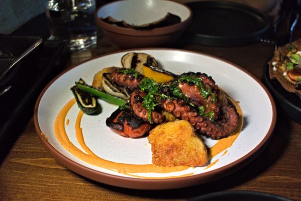 Casa Morales by null