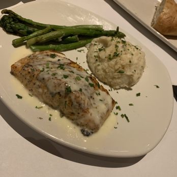 Bonefish Grill - Atlantic Salmon* Garlic Whipped Potatoes Steamed Asparagus - Seafood Near Me - Columbia, South Carolina Bonefish Grill - Atlantic Salmon* Garlic Whipped Potatoes Steamed Asparagus - Seafood Near Me - Columbia, South Carolina