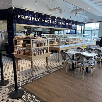 Paris Baguette - the interior of a bakery - Bakeries Near Me - Livingston, New Jersey Paris Baguette - the interior of a bakery - Bakeries Near Me - Livingston, New Jersey