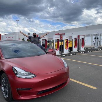 Tesla - Mostly empty - EV Charging Stations Near Me - Salem, Oregon Tesla - Mostly empty - EV Charging Stations Near Me - Salem, Oregon