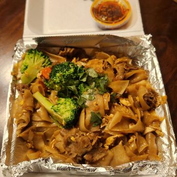 Asian Fusion & Bobaria - Pad Se Ew with Beef - Asian Fusion Near Me - Perris, California