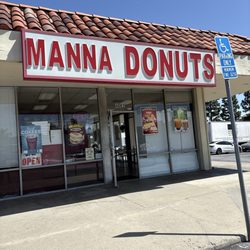 Manna Donuts - Best donuts in town!