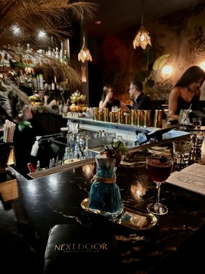 Craft Table & Bar by null