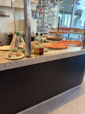 Joe's Pizza by null