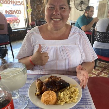 El Pollo De Oro de los Cabos - Half chicken - Chicken Shop Near Me - La Paz, BCS