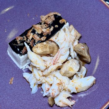 Senza - Peekytoe Crab - maple chili butter, mushroom, black sesame, laurel & madeira panna cotta - Wine Bars Near Me - Pittsburgh, Pennsylvania