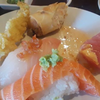 Izumi Japanese Restaurant - Sushi Bars Near Me - Eugene, Oregon