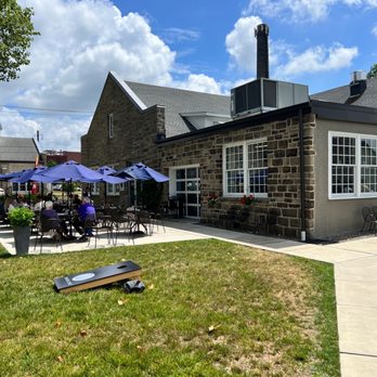 Whisk - Beautiful outdoor seating and games - Breakfast & Brunch Near Me - Elizabethtown, Pennsylvania