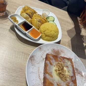 Cafe De Hong Kong - Hainan chicken and salted egg toast - Hong Kong Style Cafe Near Me - Markham, Ontario