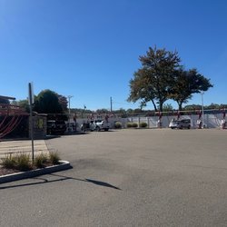 Triple Play Car Wash - Free Vacs