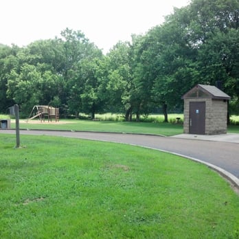 Land Between the Lakes - Recreation Centers Near Me - Dover, Tennessee