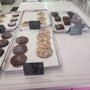 The Stuffed Cookie - Cookie options - Ice Cream & Frozen Yogurt Near Me - Brandon, Florida