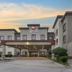 Best Western Plus Texoma Hotel & Suites - Exterior