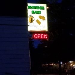 Wonder Bar