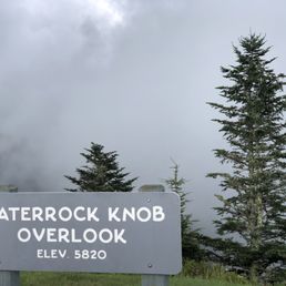 Rolling clouds blocking the eastward view at Waterrock Knob. It was amazing seeing the clouds masking what was visible just moments before.